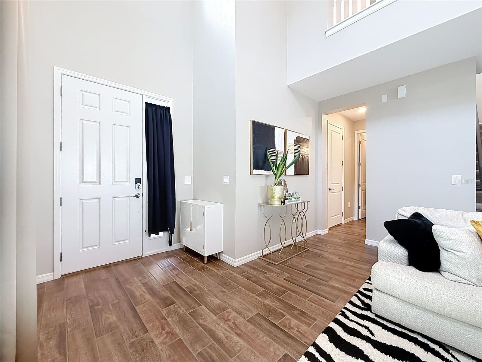 2854 HIGH POINTE