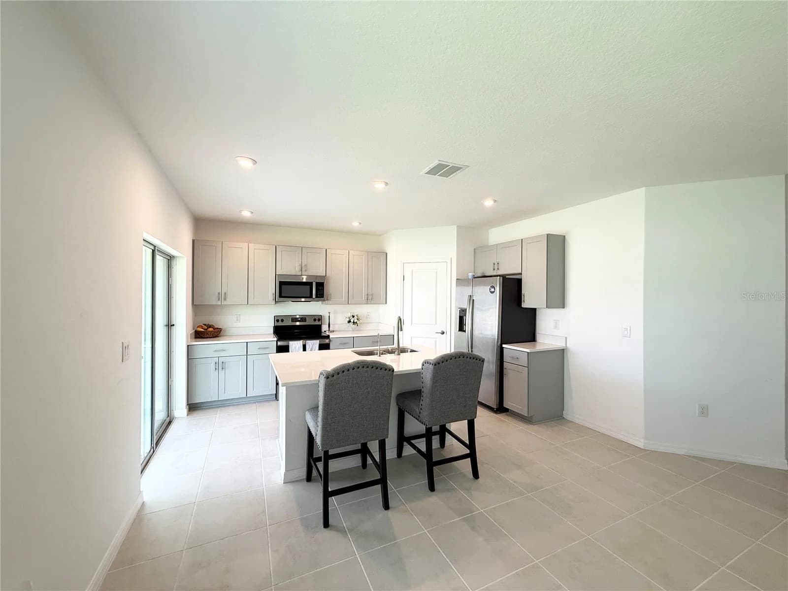 Photo 4 of 5639 COSTA BLANCA Way