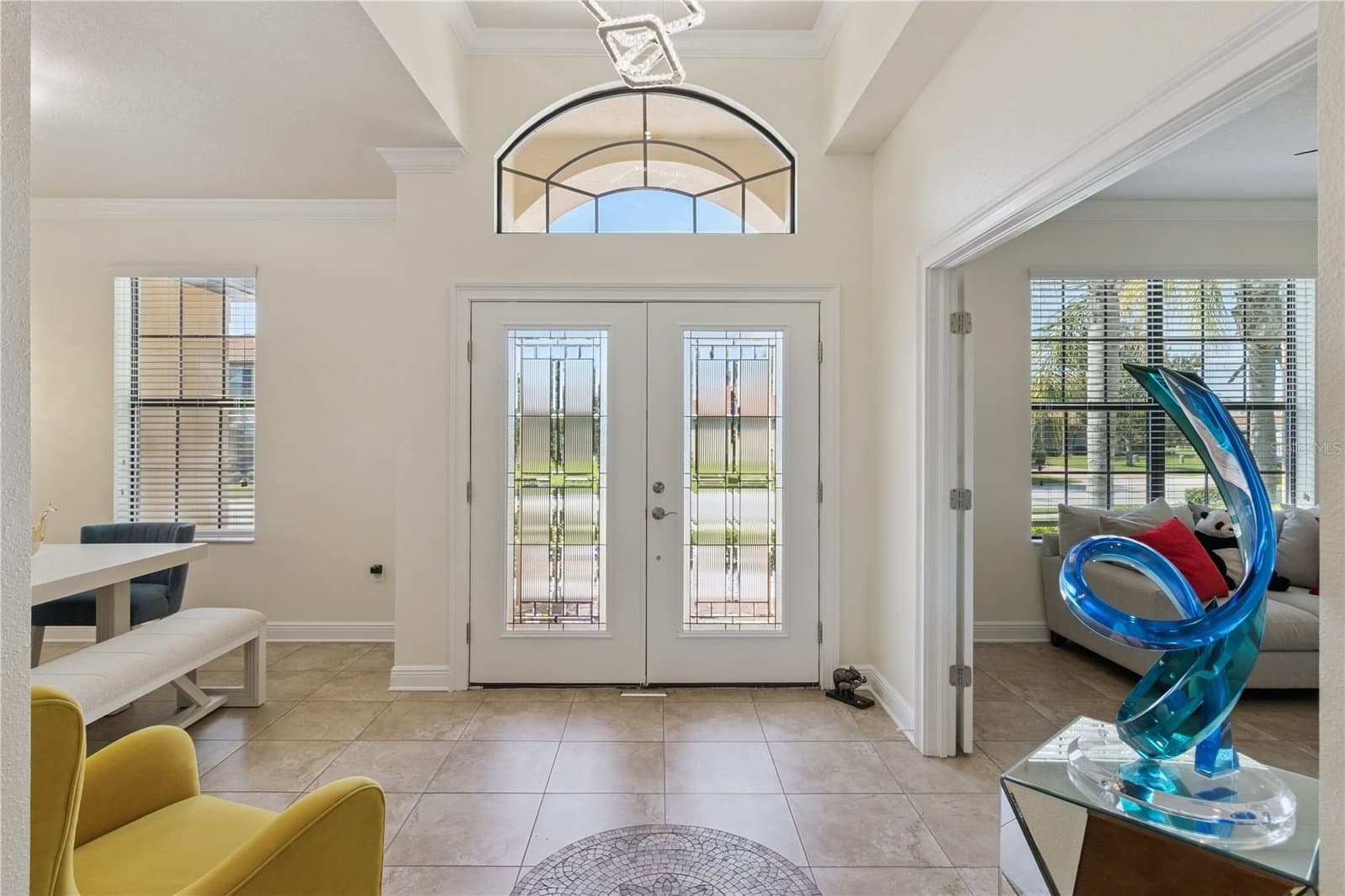 3943 SUNSET LAKE