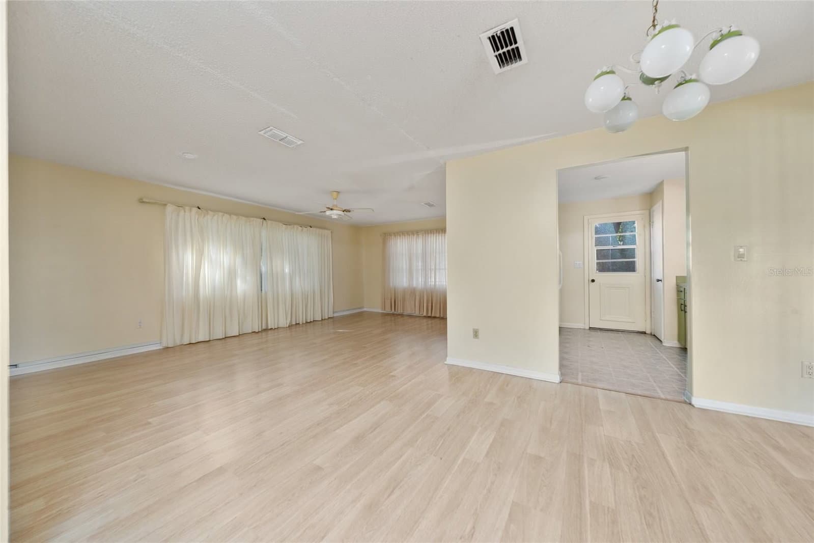 Photo 4 of 14644 35TH TERRACE