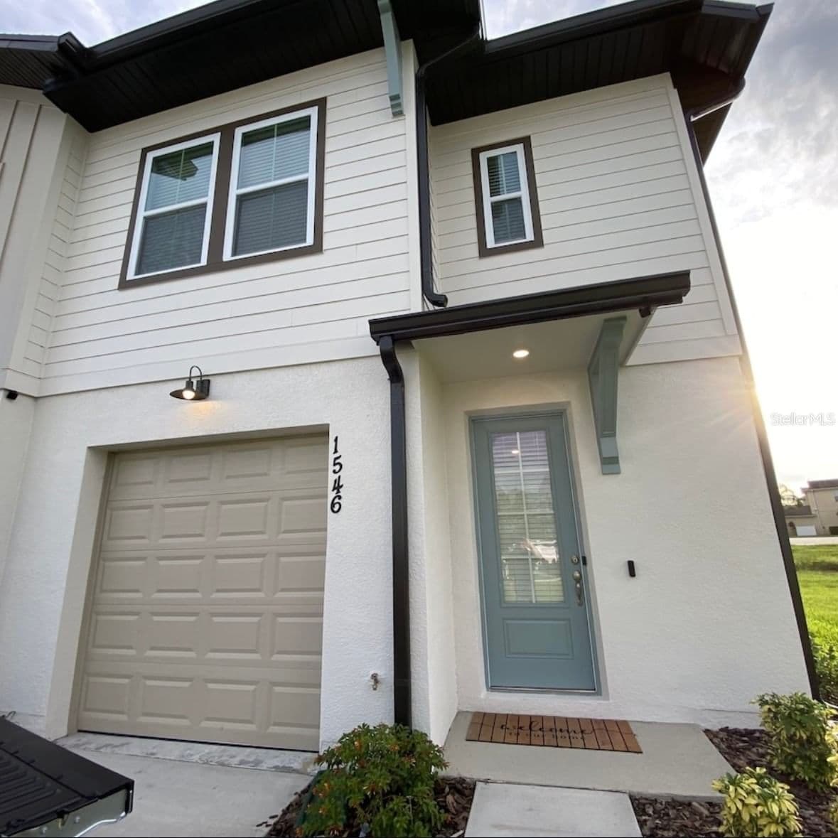1546 DISCOVERY