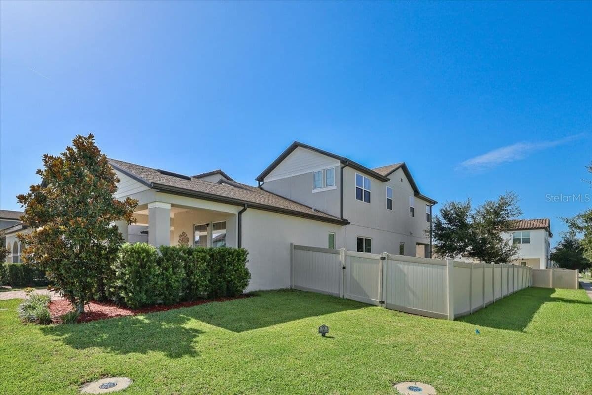 Photo 4 of 9953 SUMMERLAKE GROVES
