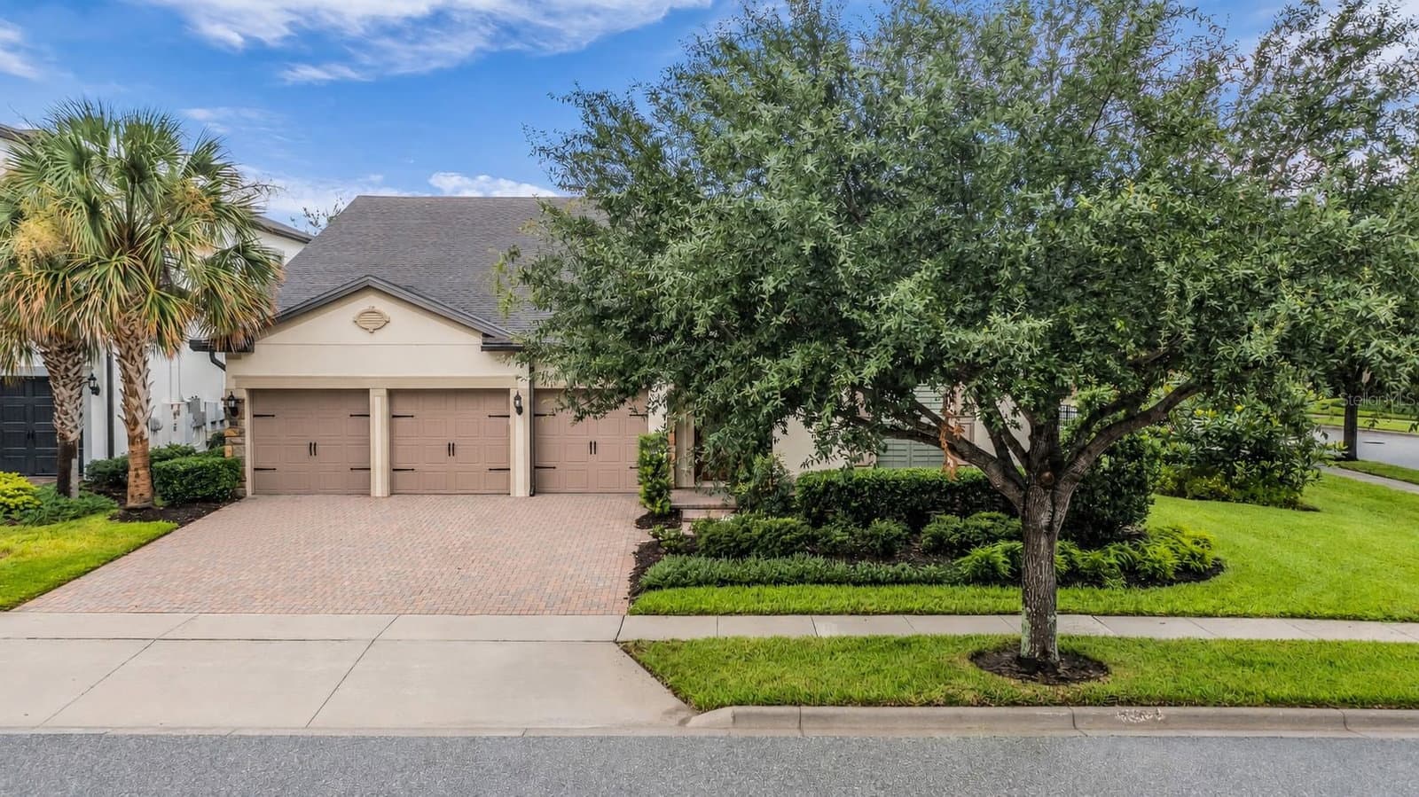 7052 ENCHANTED LAKE