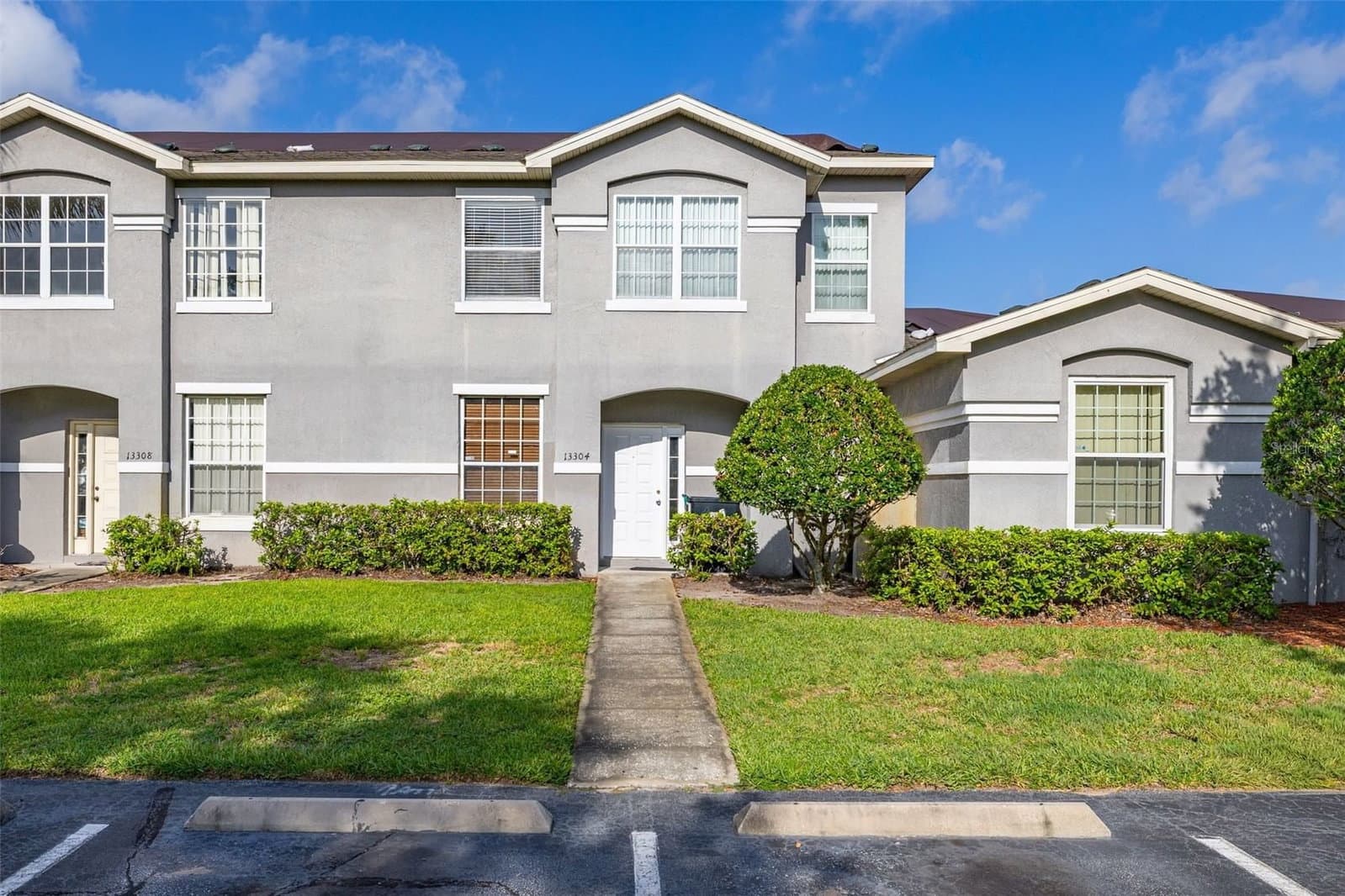 13304 SUMMERTON