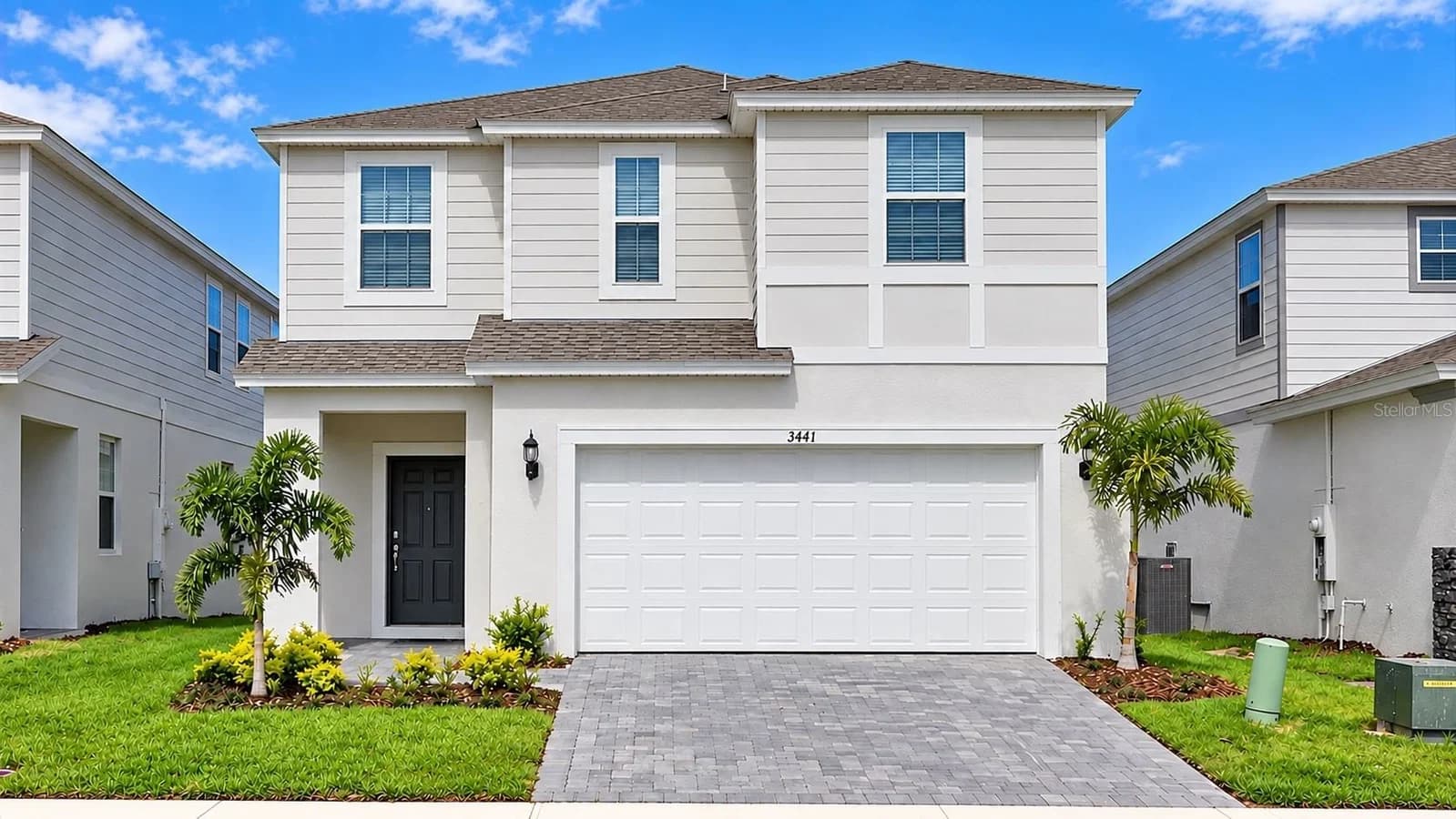 3441 LILAC Way