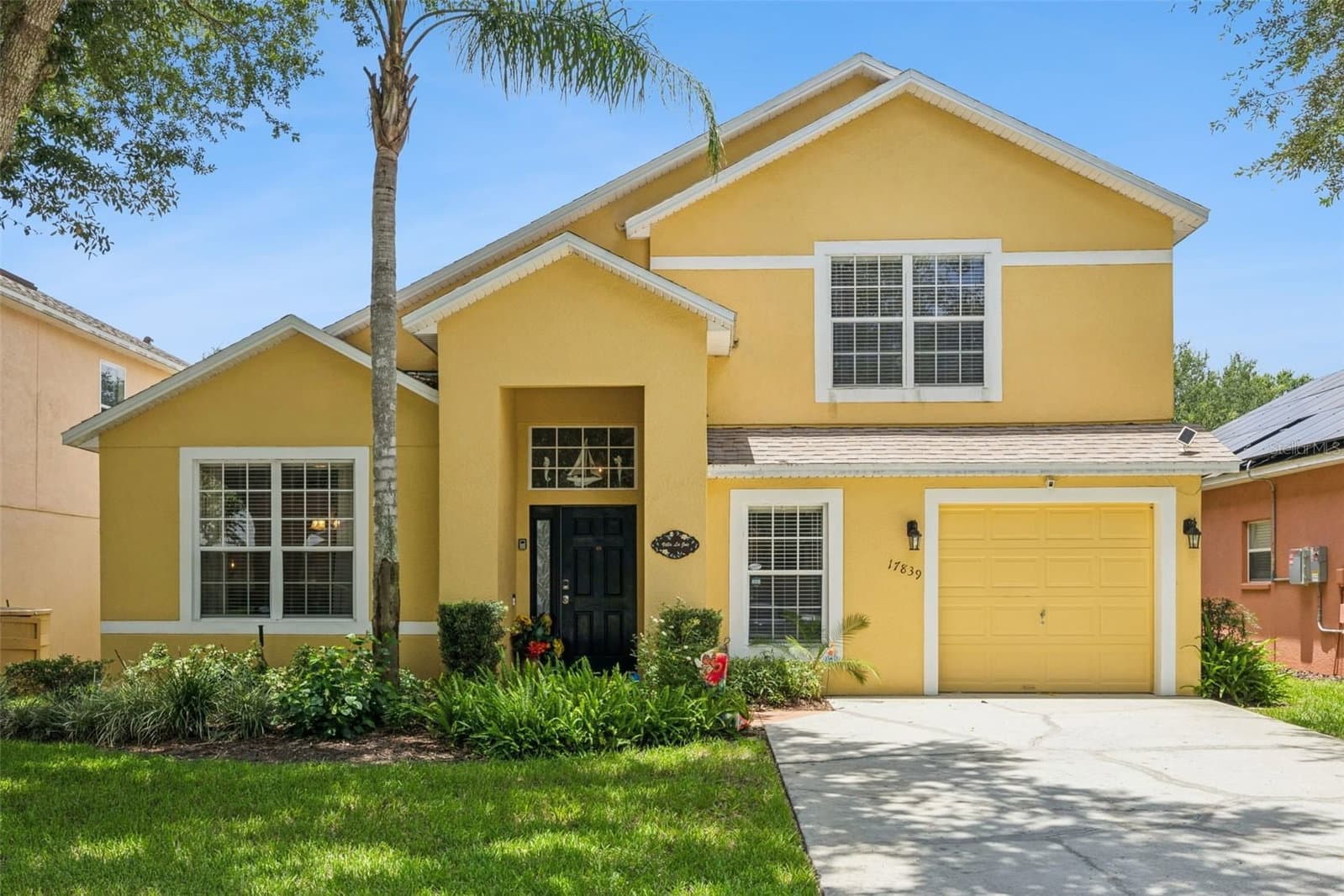 17839 WOODCREST