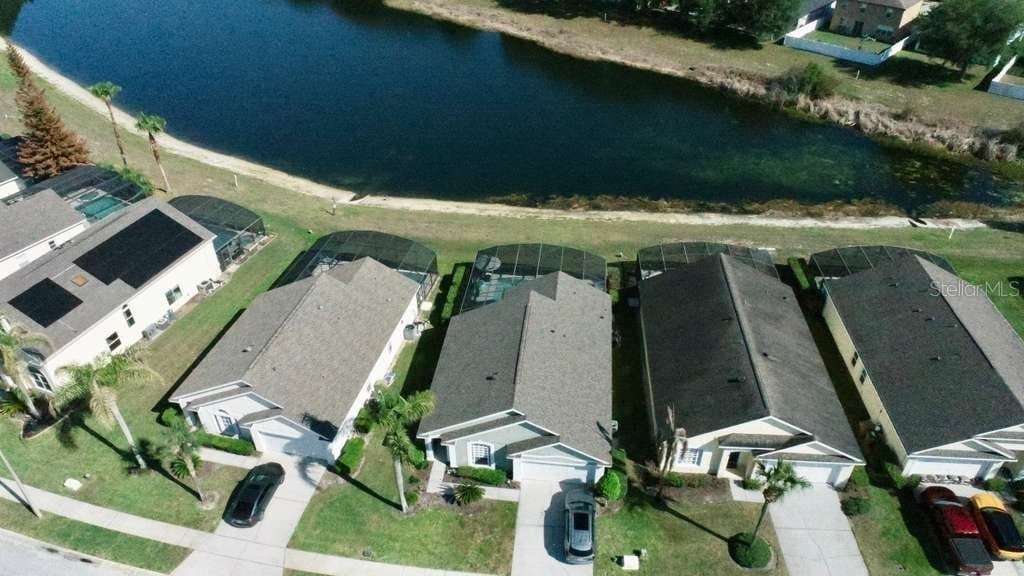 Photo 5 of 16732 GLENBROOK Boulevard