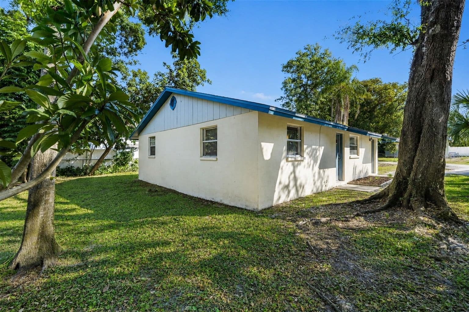 Photo 4 of 9610 12TH