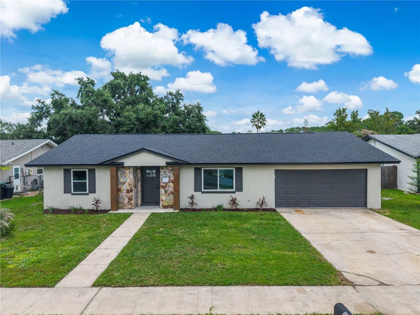 8624 BAYLOR Circle