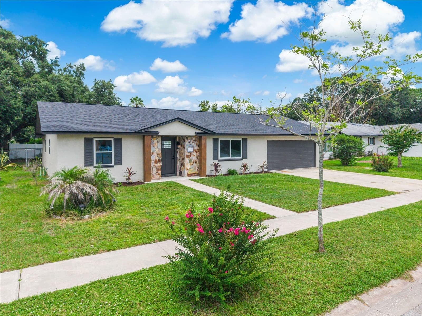 8624 BAYLOR Circle