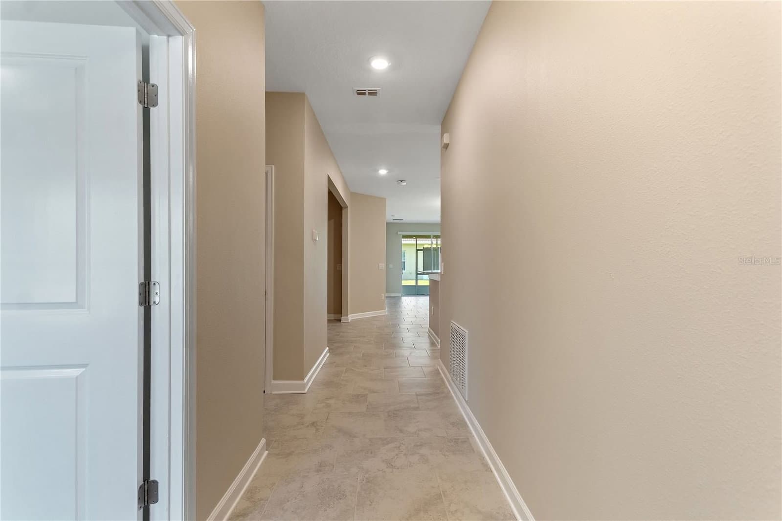 1064 BLACKWOLF RUN