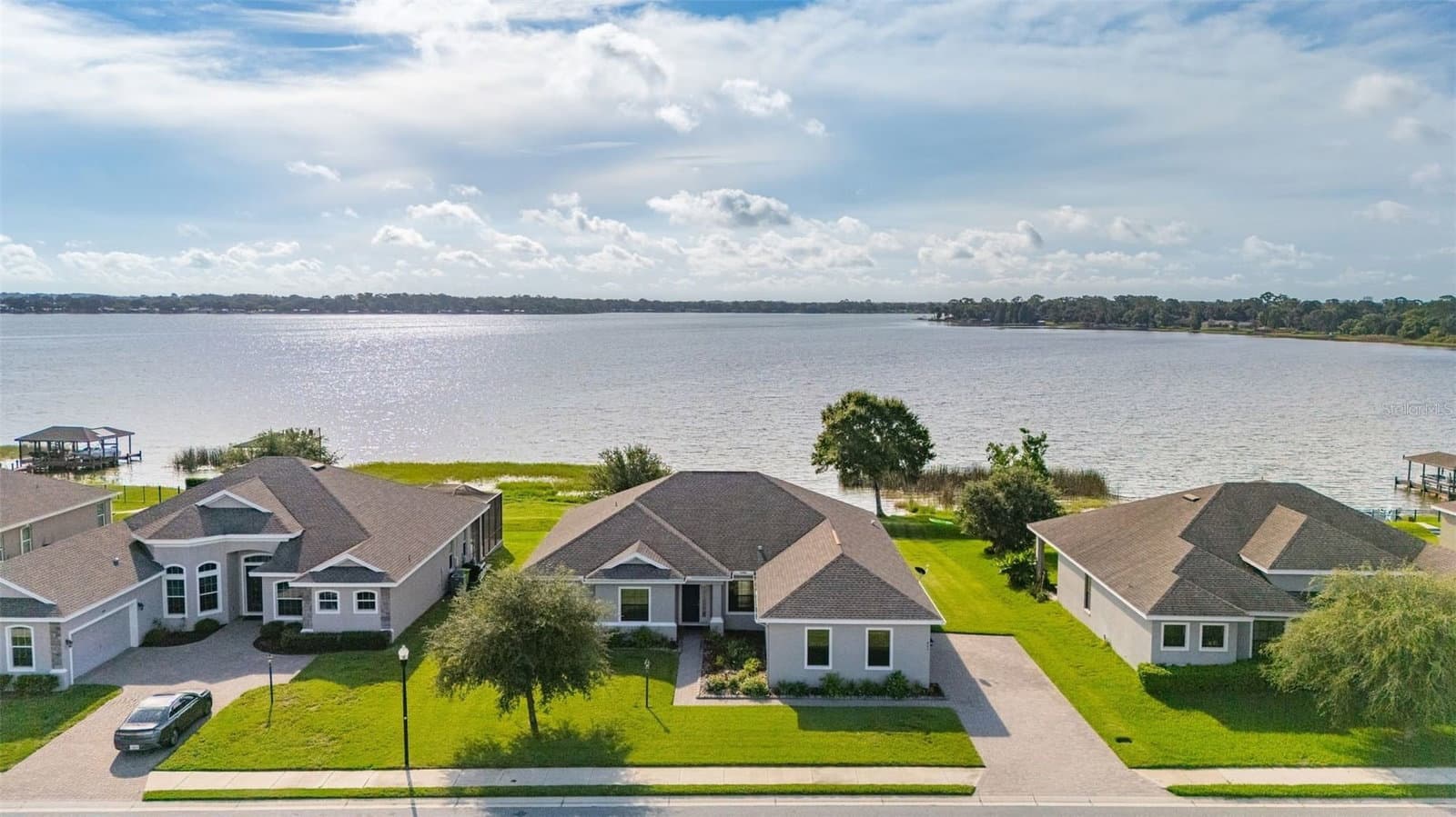 Photo 5 of 473 LAKE VIEW