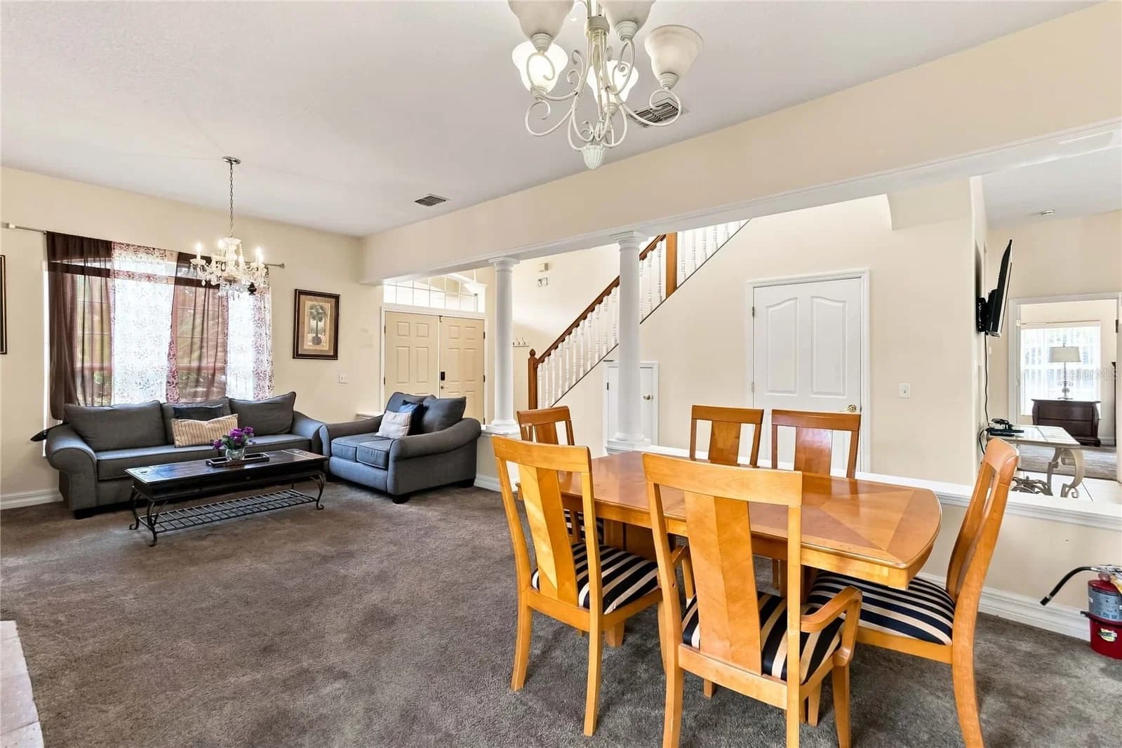 426 VISTA Loop