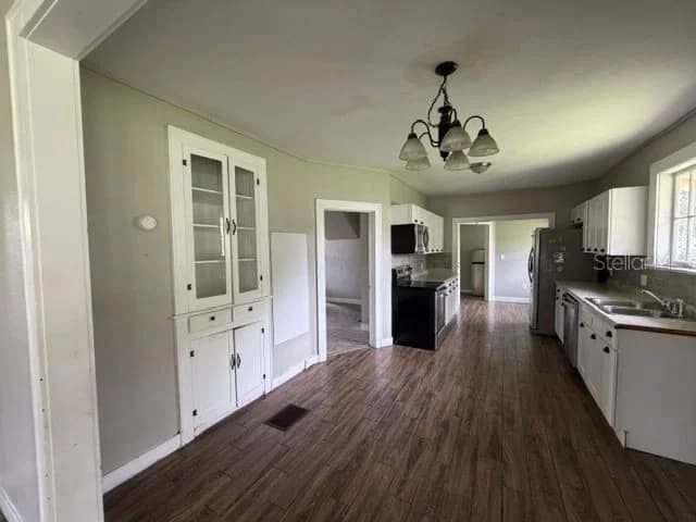 Photo 5 of 3510 FLORIDA Avenue