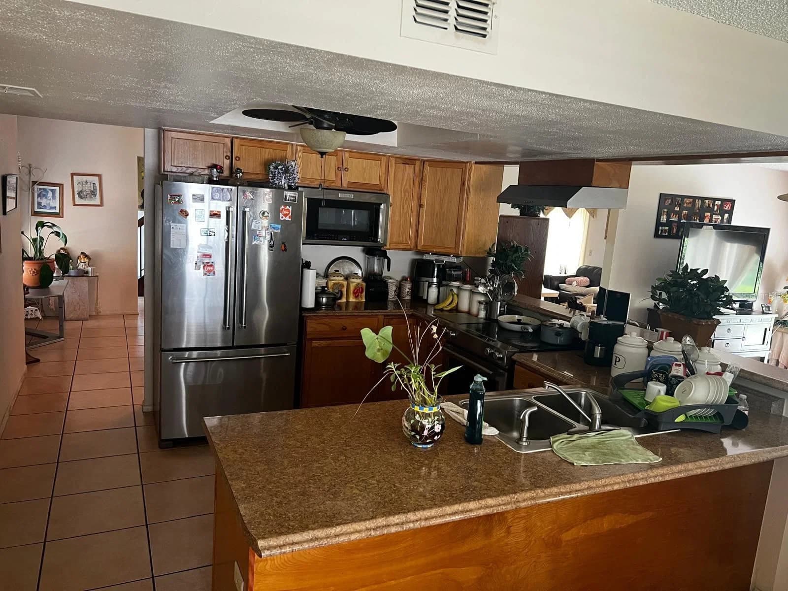 Photo 4 of 7804 SNOWBERRY Circle