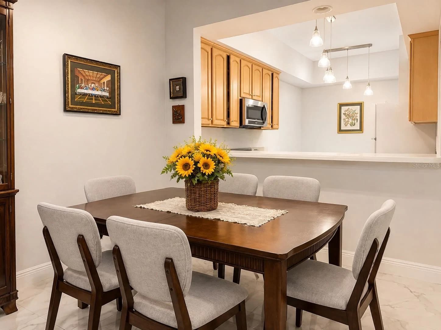 Photo 4 of 9416 MYRTLE CREEK Lane #702