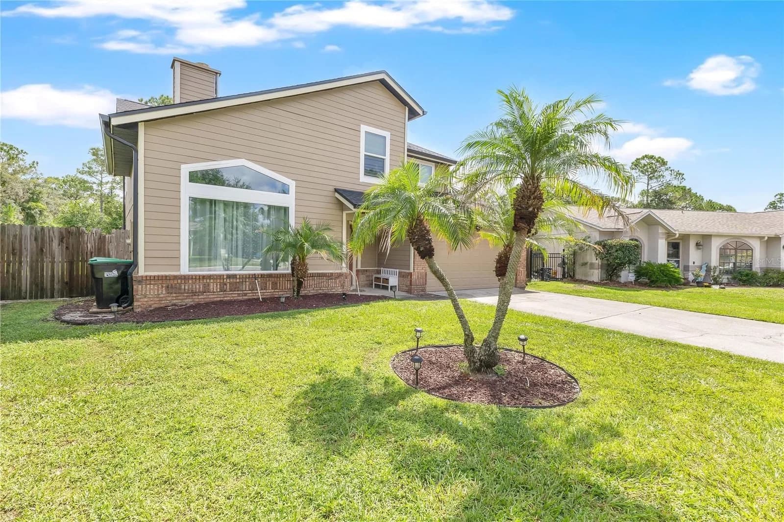 11296 CYPRESS LEAF