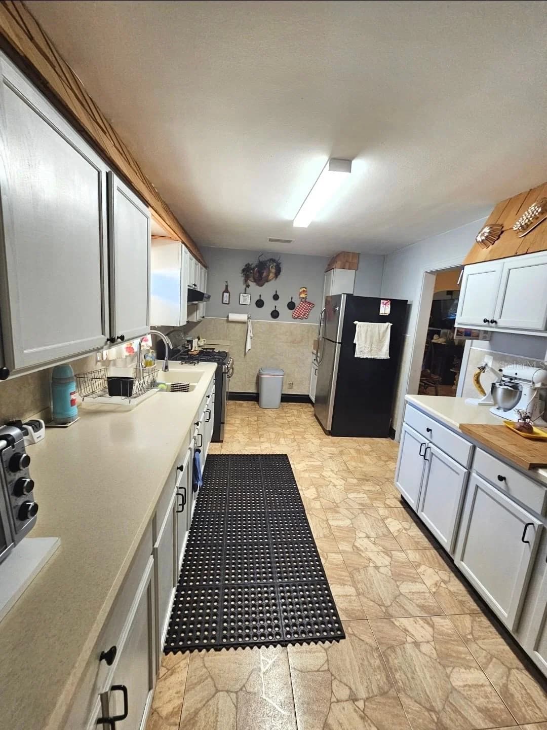 Photo 4 of 515 3RD Street