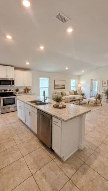Photo 4 of 583 JETT LN,