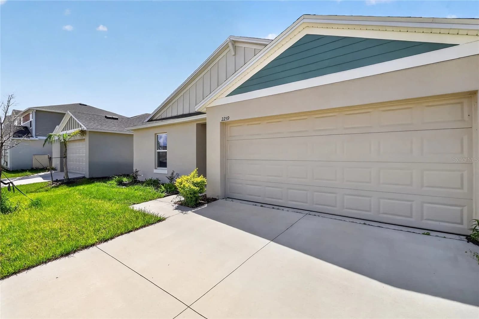 Photo 4 of 2259 CANYON OAK DR Drive