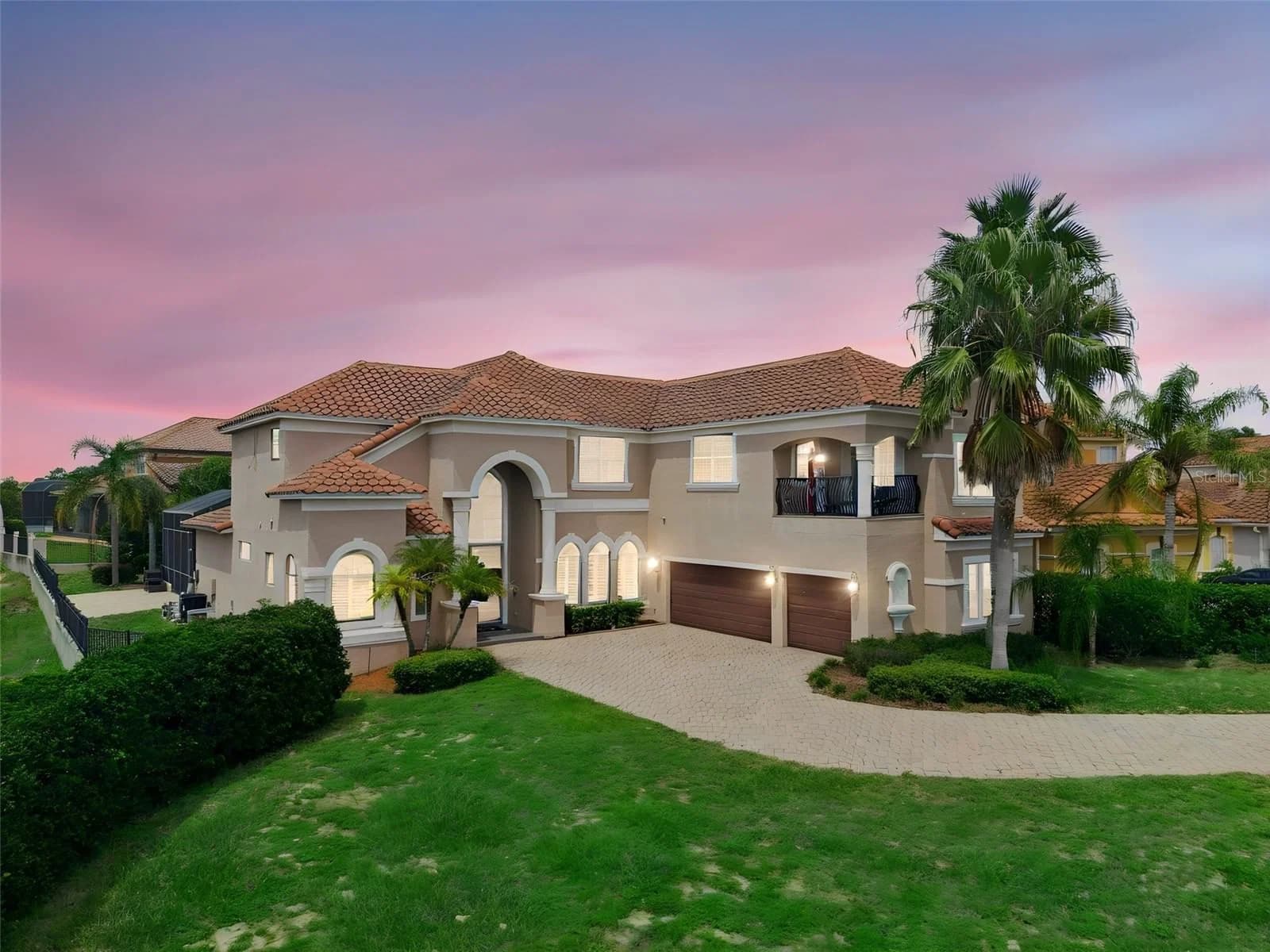 135 WOODMOOR CT
