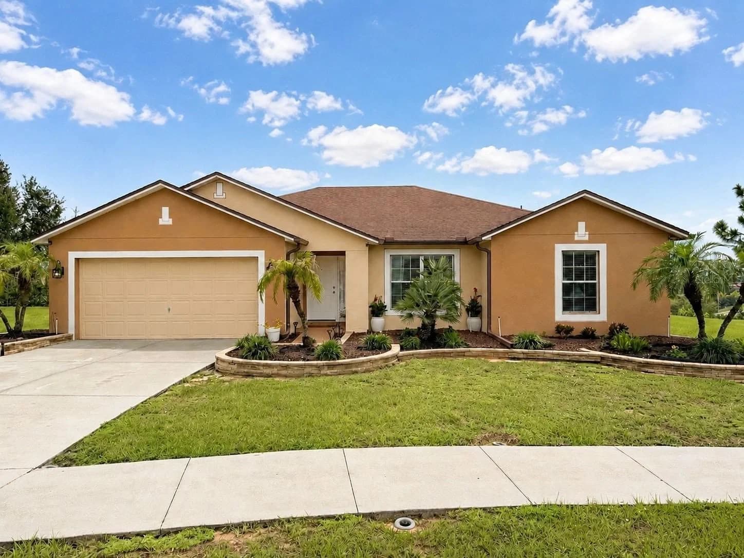 Photo 4 of 12330 AVIVA Way