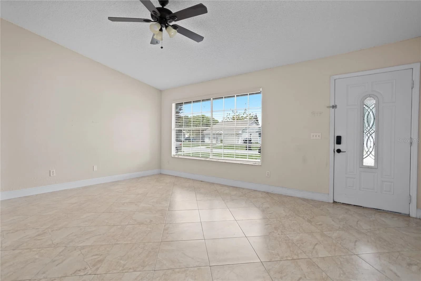 1208 ROMA Court