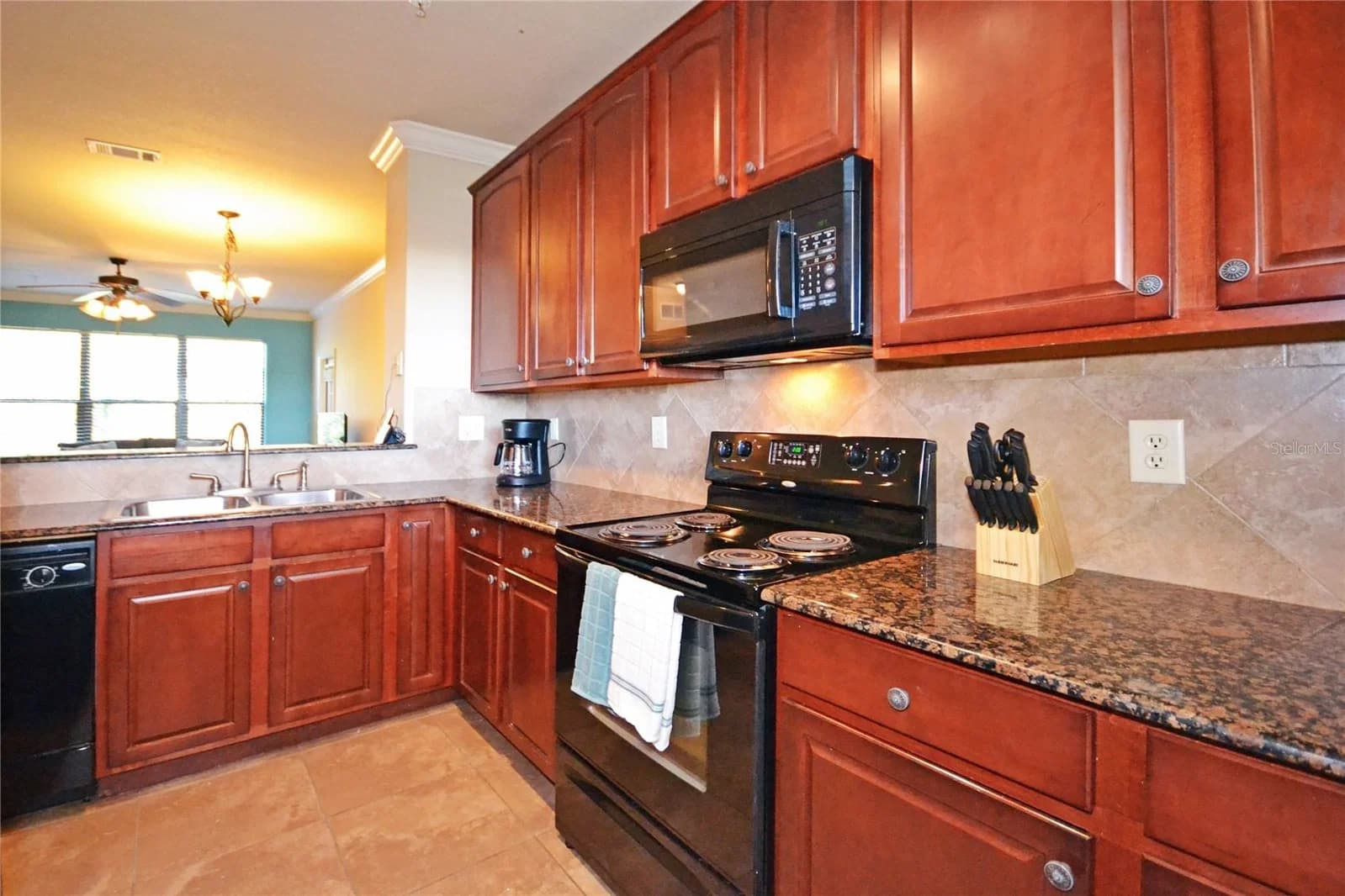 Photo 5 of 902 CHARO Parkway #634