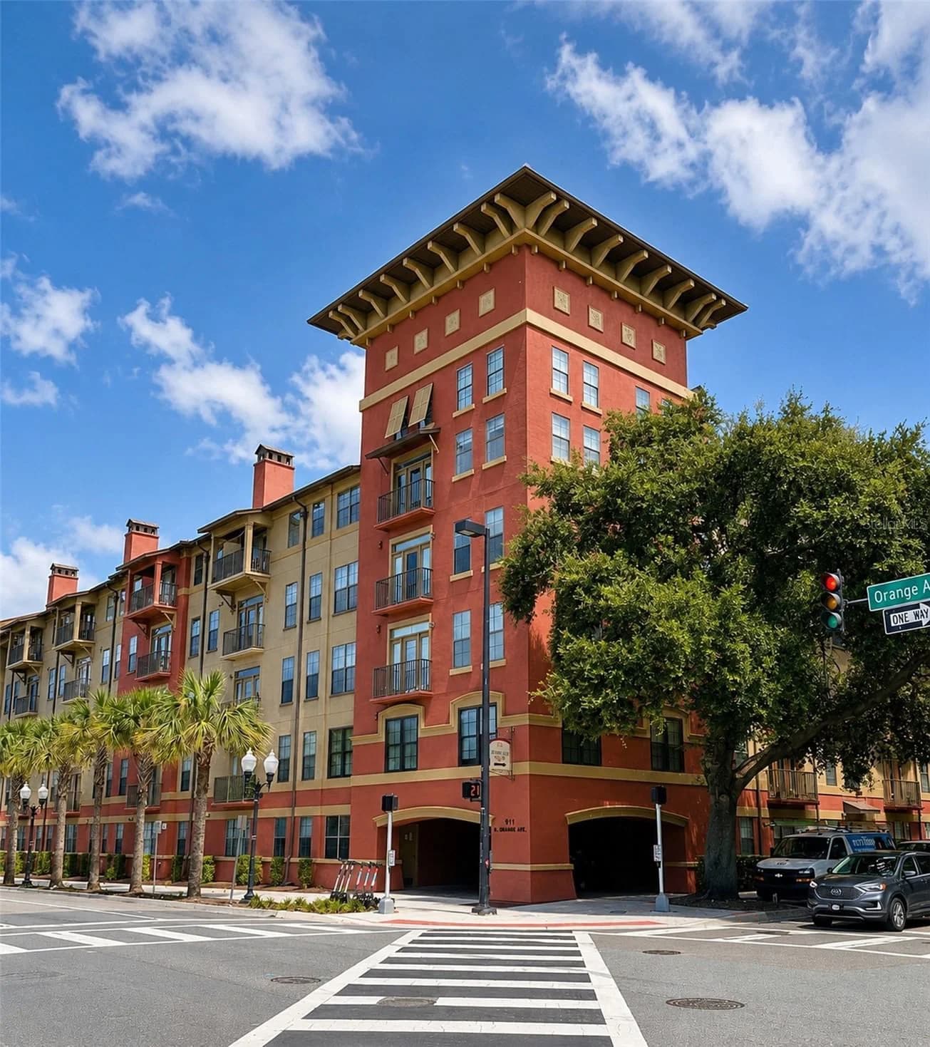 911 ORANGE Avenue #252