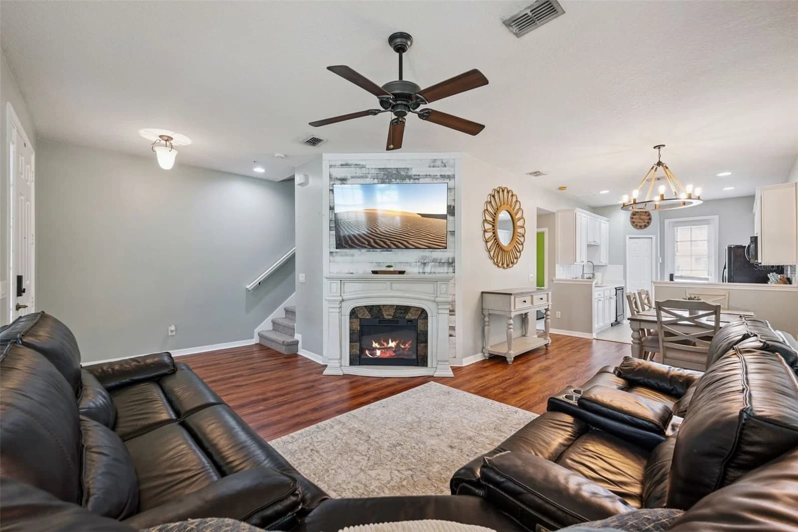 Photo 5 of 7900 NORTHLAKE Parkway