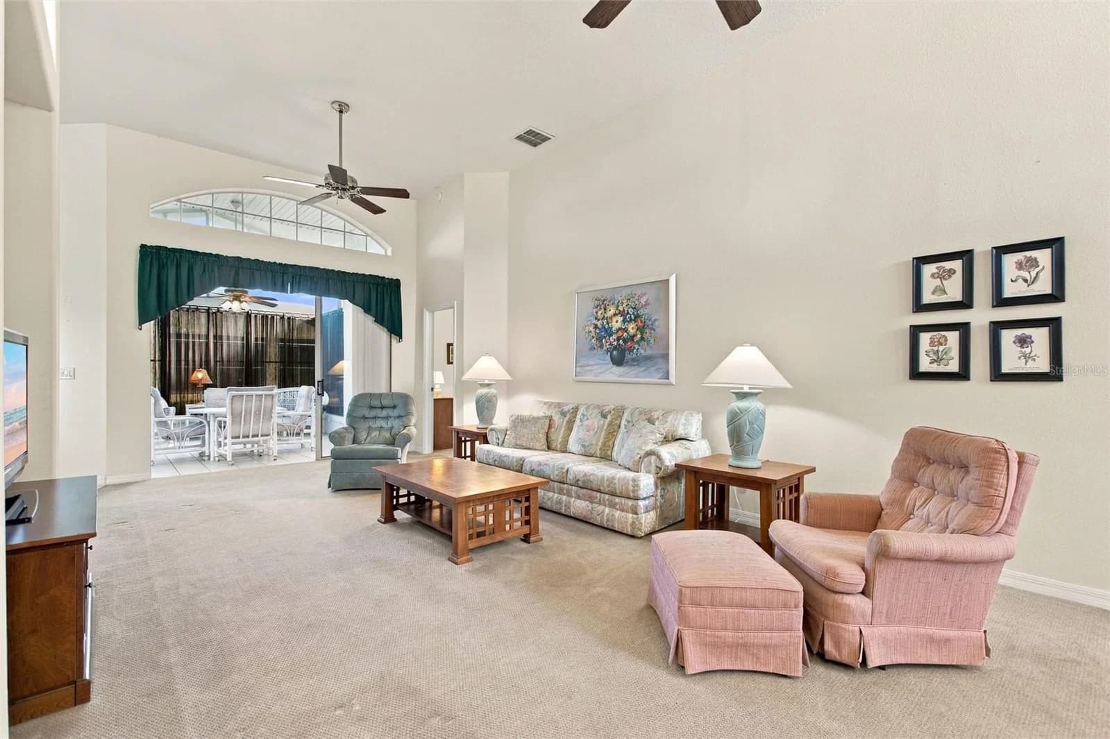 801 HIGH VISTA DR