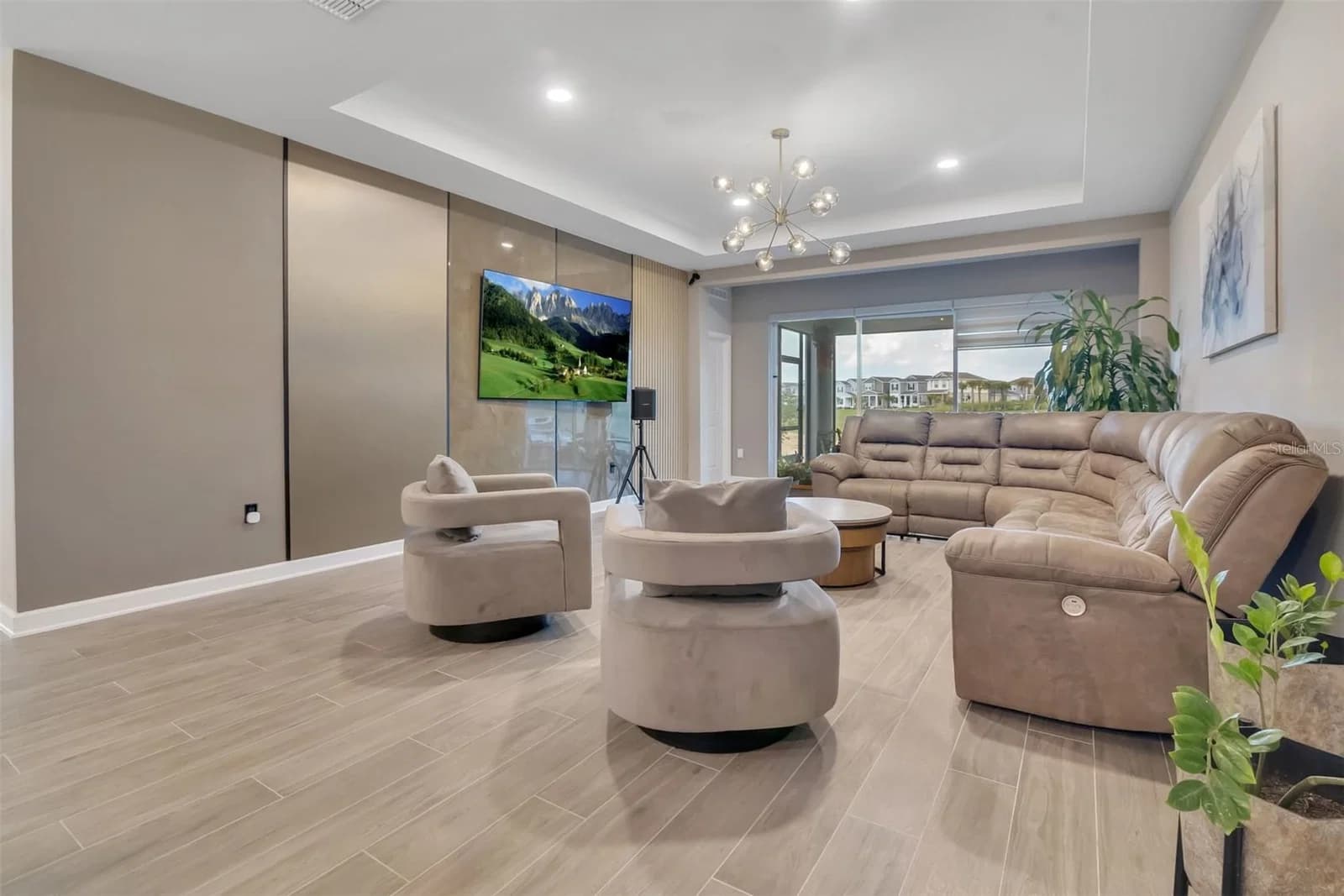 2924 FITNESS Street