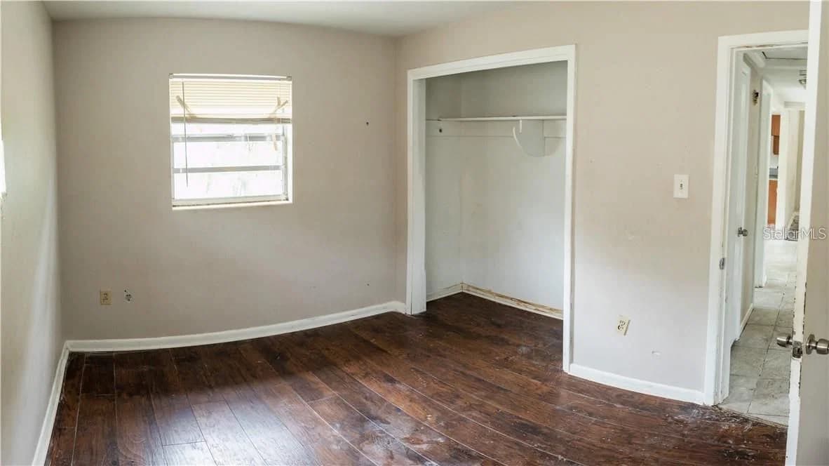 Photo 5 of 5015 KEITH Place