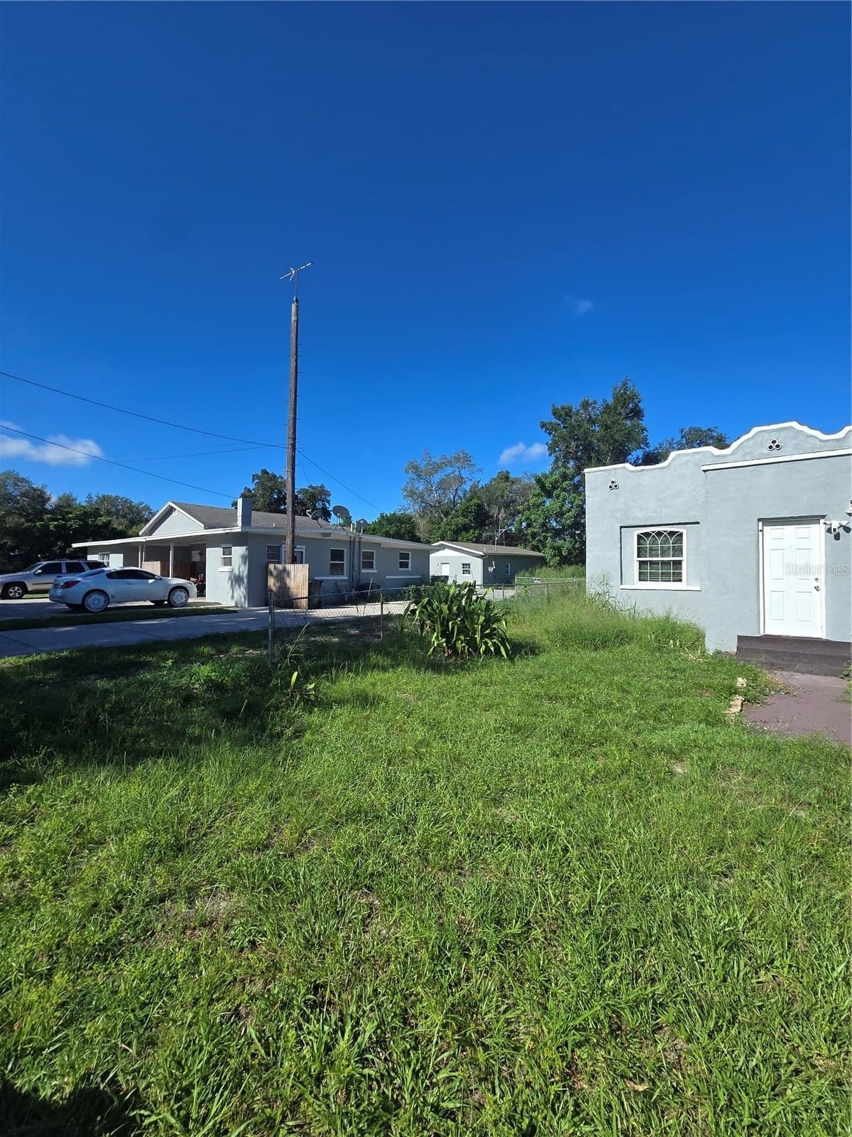 1220 NW 33RD Street