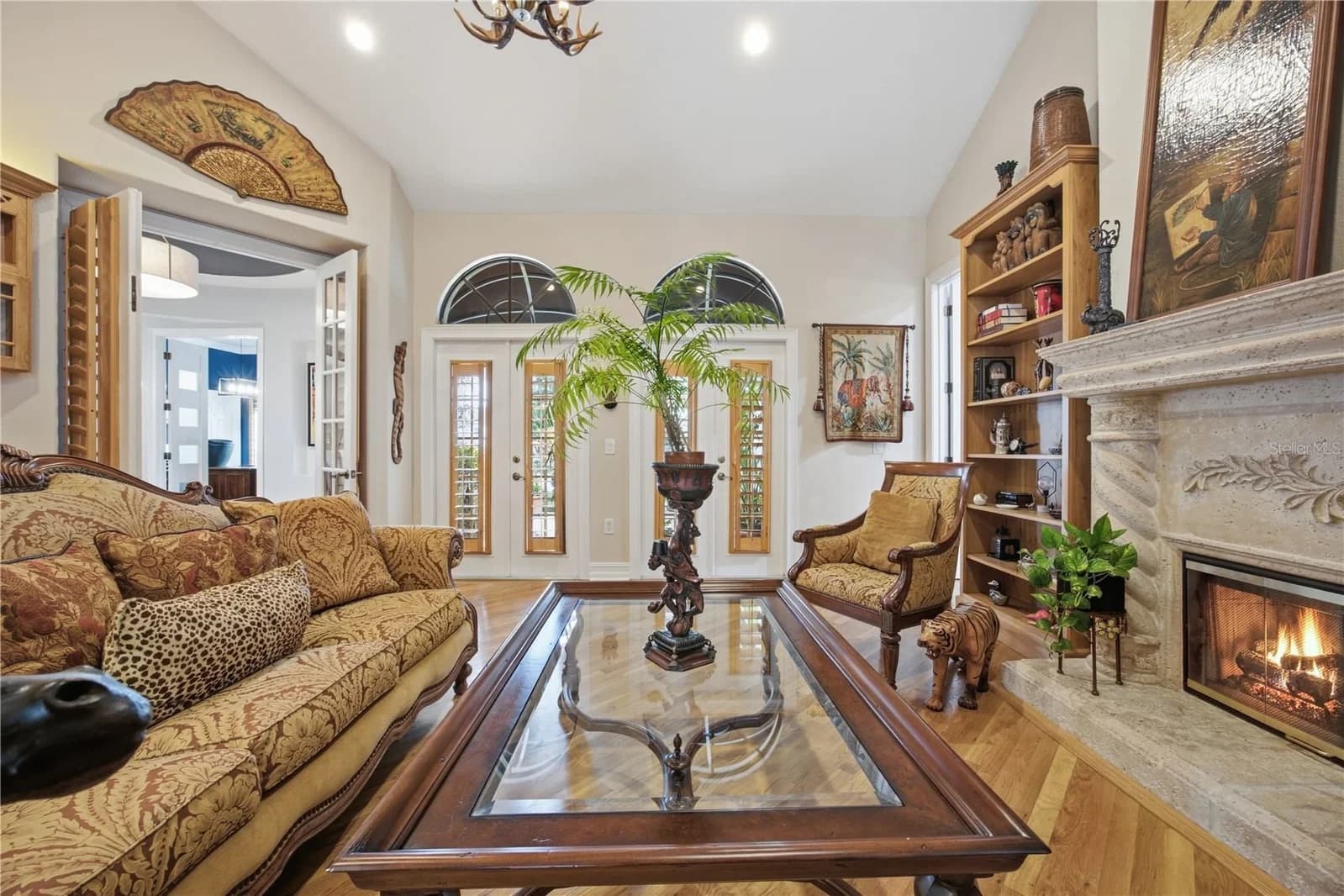 Photo 4 of 912 CROTON Road