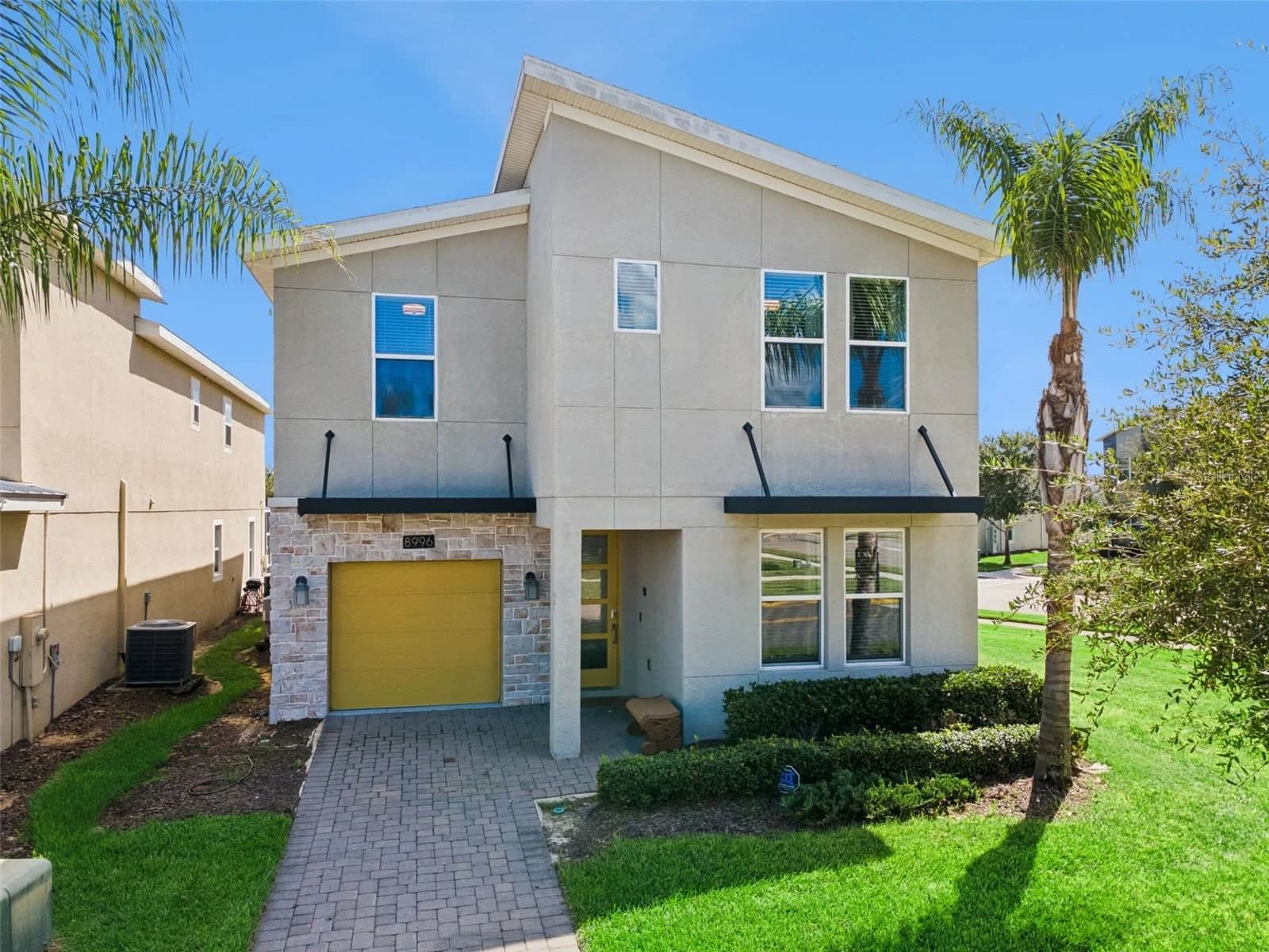 8996 CABOT CLIFFS Drive