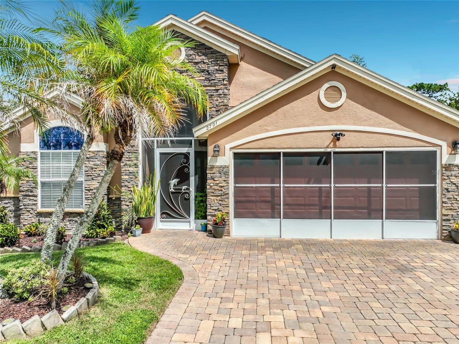 Photo 5 of 2701 BURWOOD Avenue
