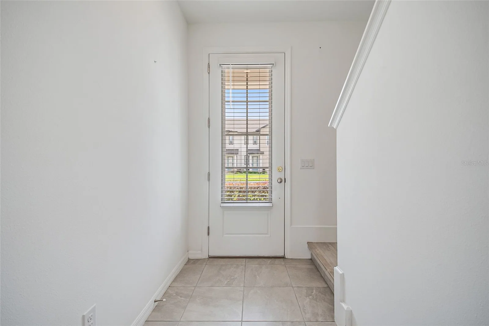 742 LONGBOAT Drive