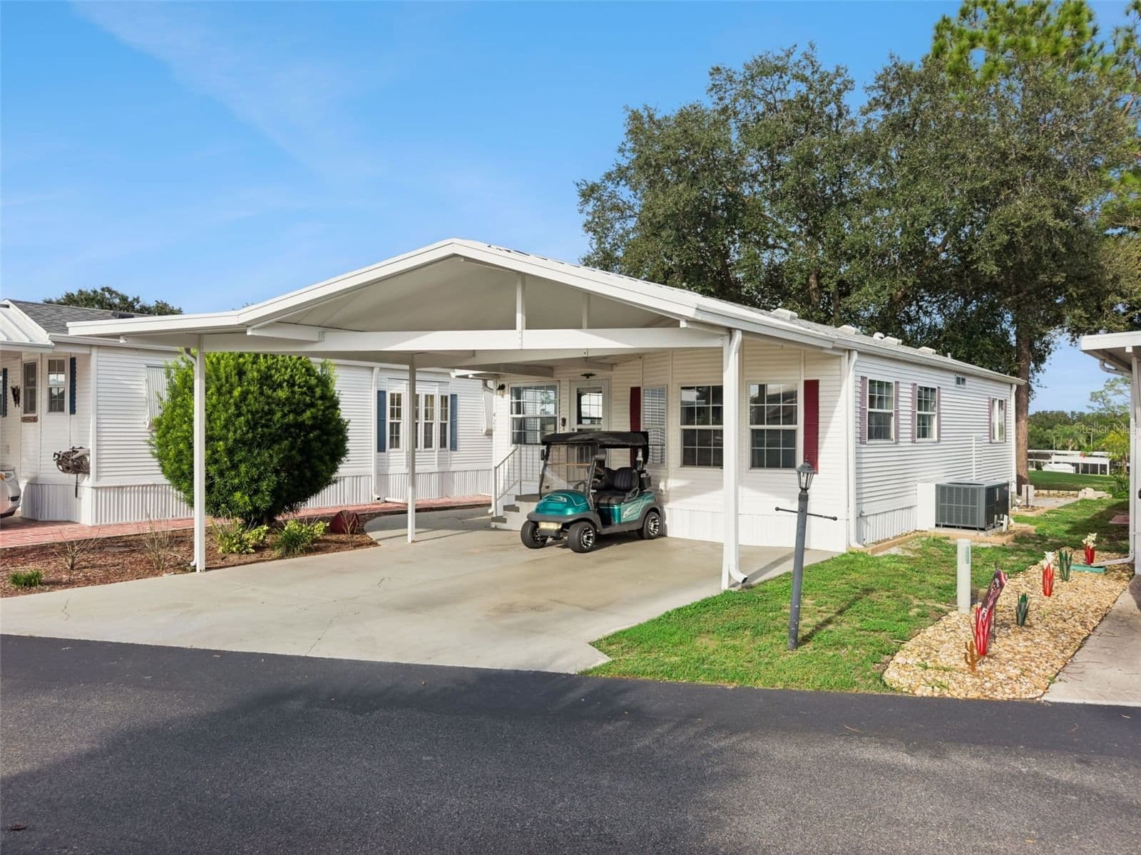 422 GARY PLAYER Drive