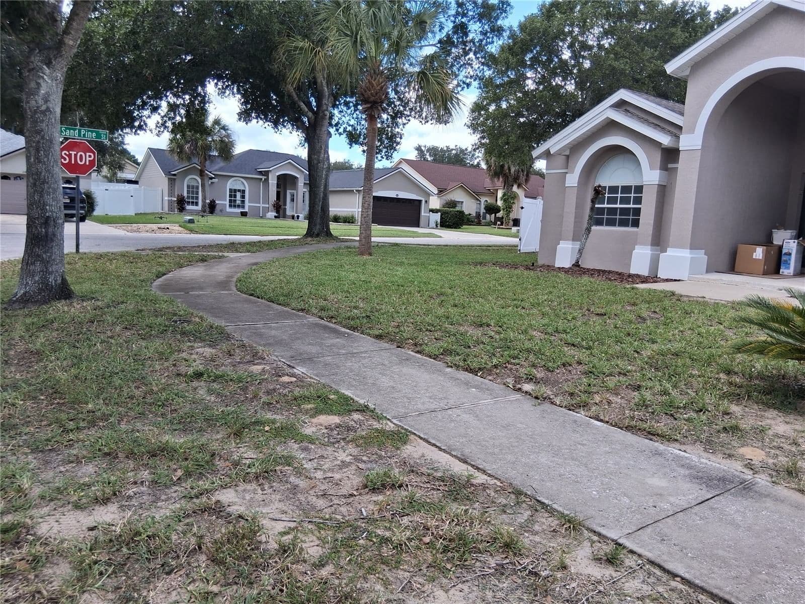 16123 DOGWOOD HILL Street