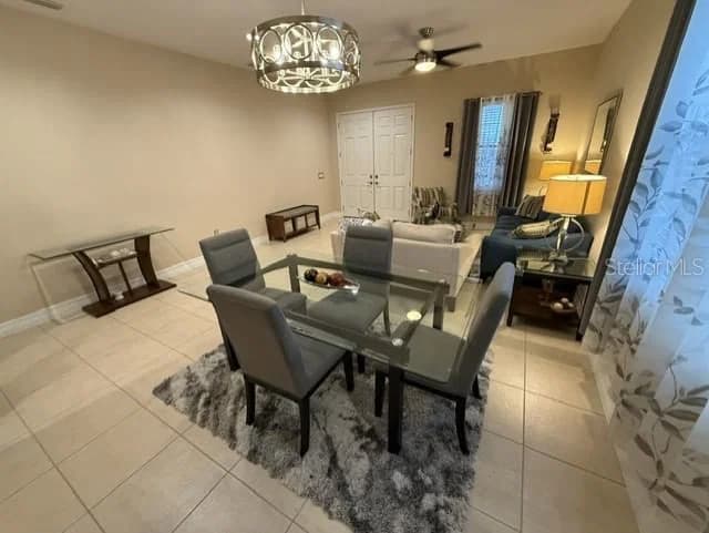 Photo 5 of 8427 PRESTBURY Drive