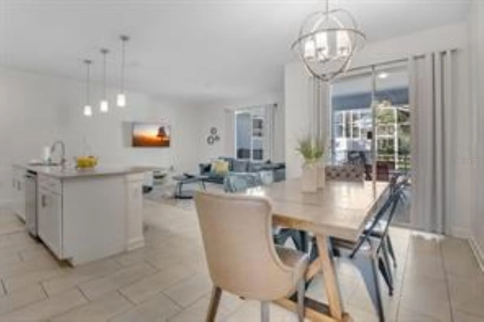 Photo 5 of 680 PEBBLE BEACH Drive