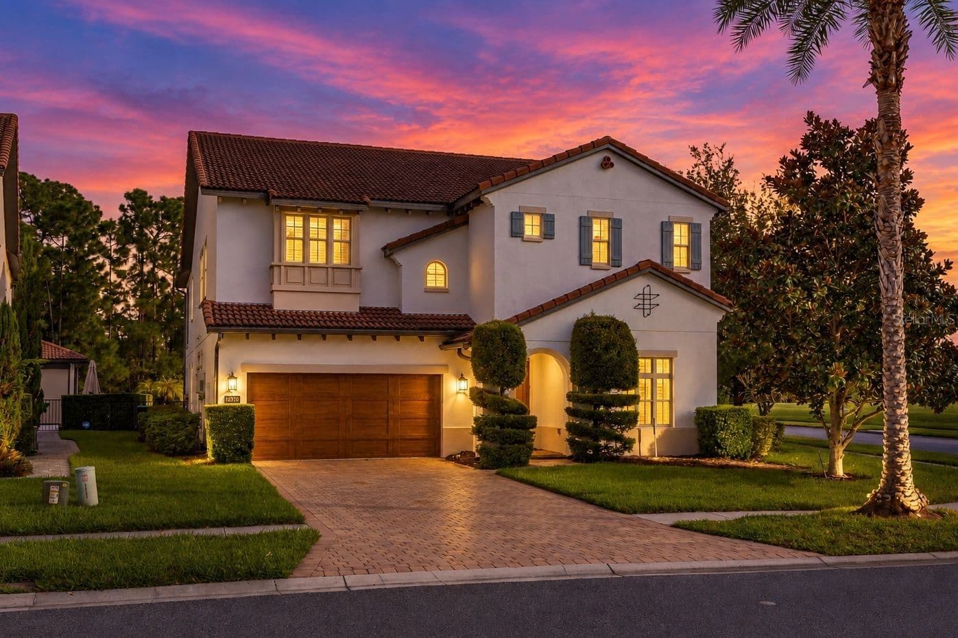 10330 ROYAL CYPRESS Way