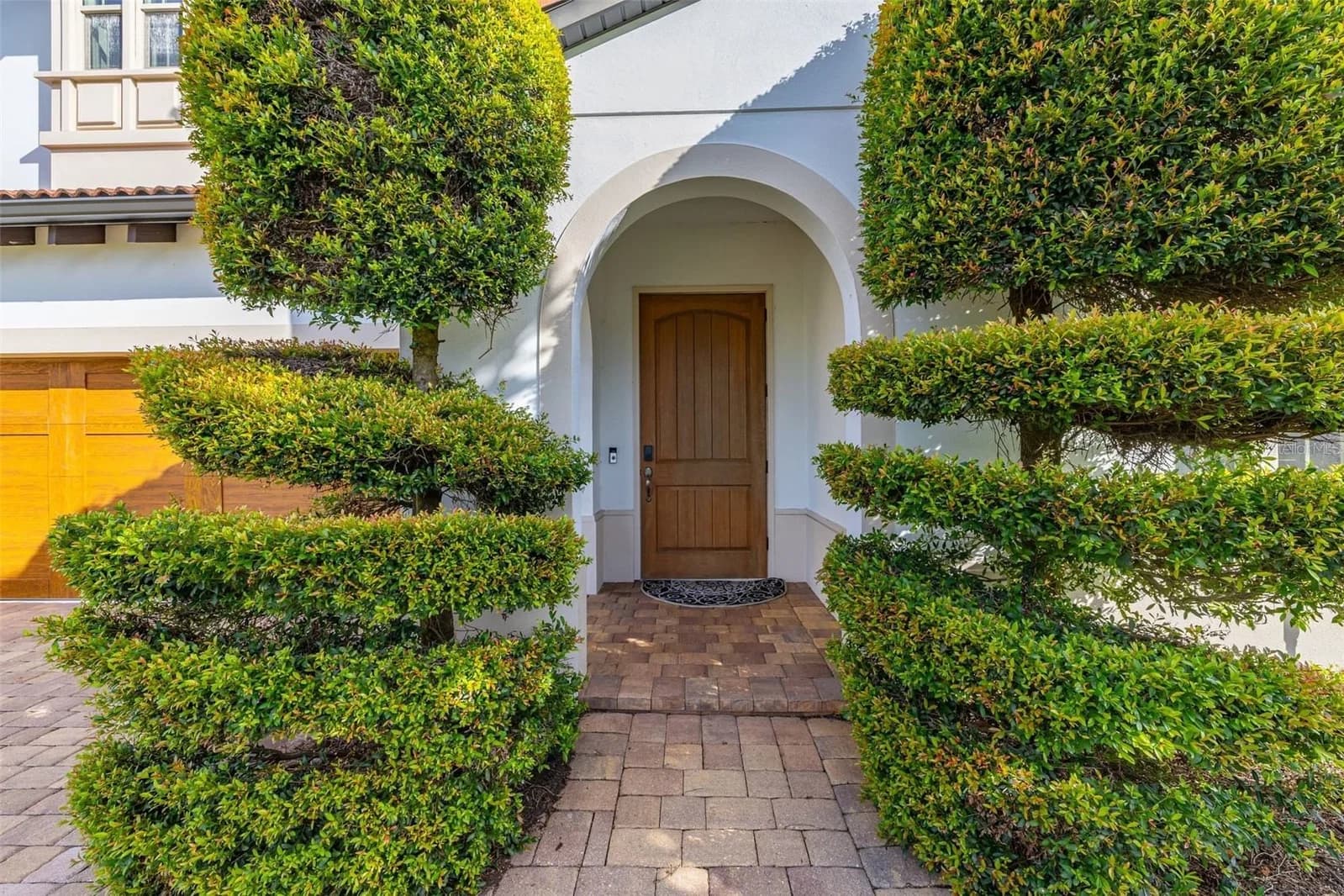Photo 4 of 10330 ROYAL CYPRESS Way