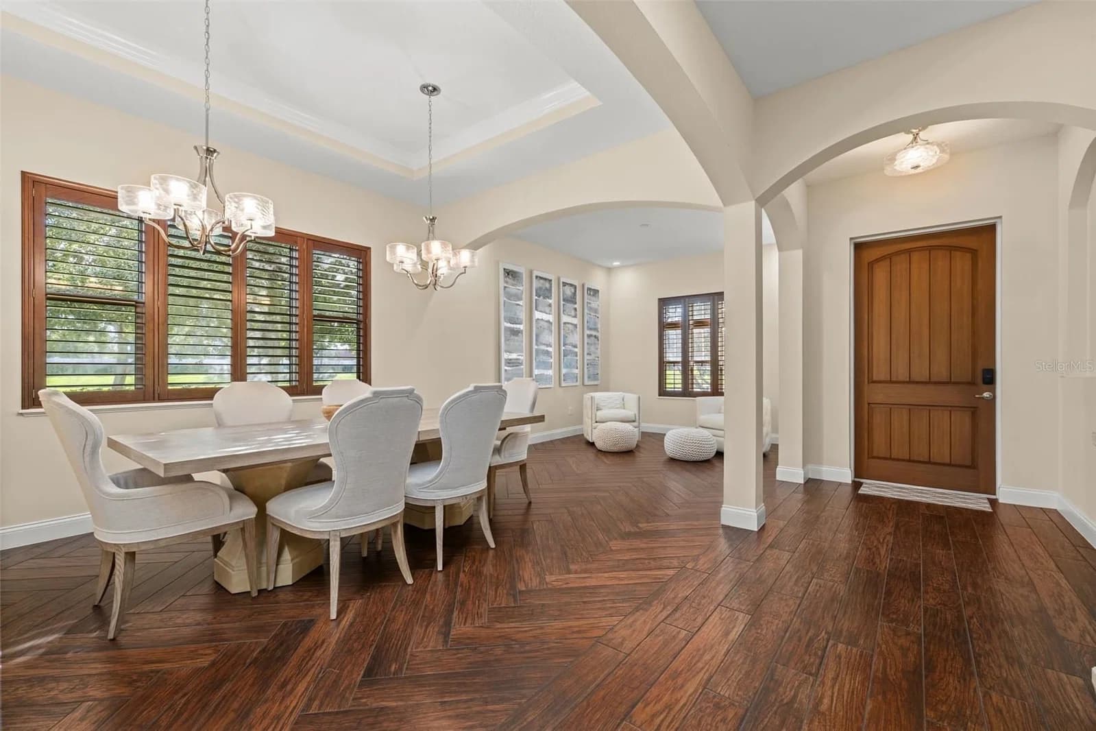Photo 5 of 10330 ROYAL CYPRESS Way
