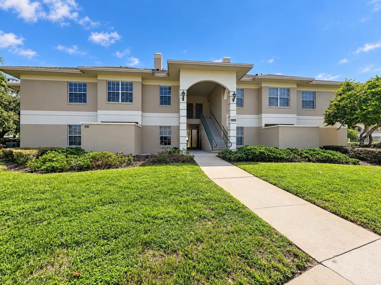 1205 EAGLE POND Drive #1205