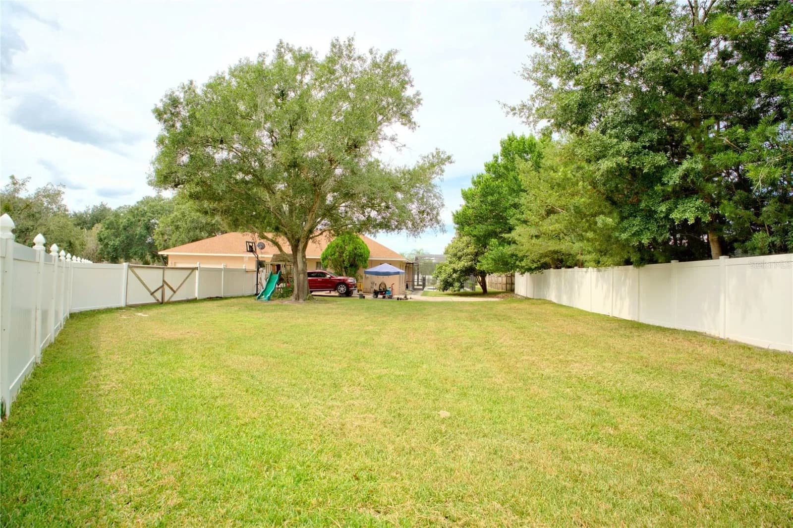 Photo 5 of 11318 SUMMER WIND Court