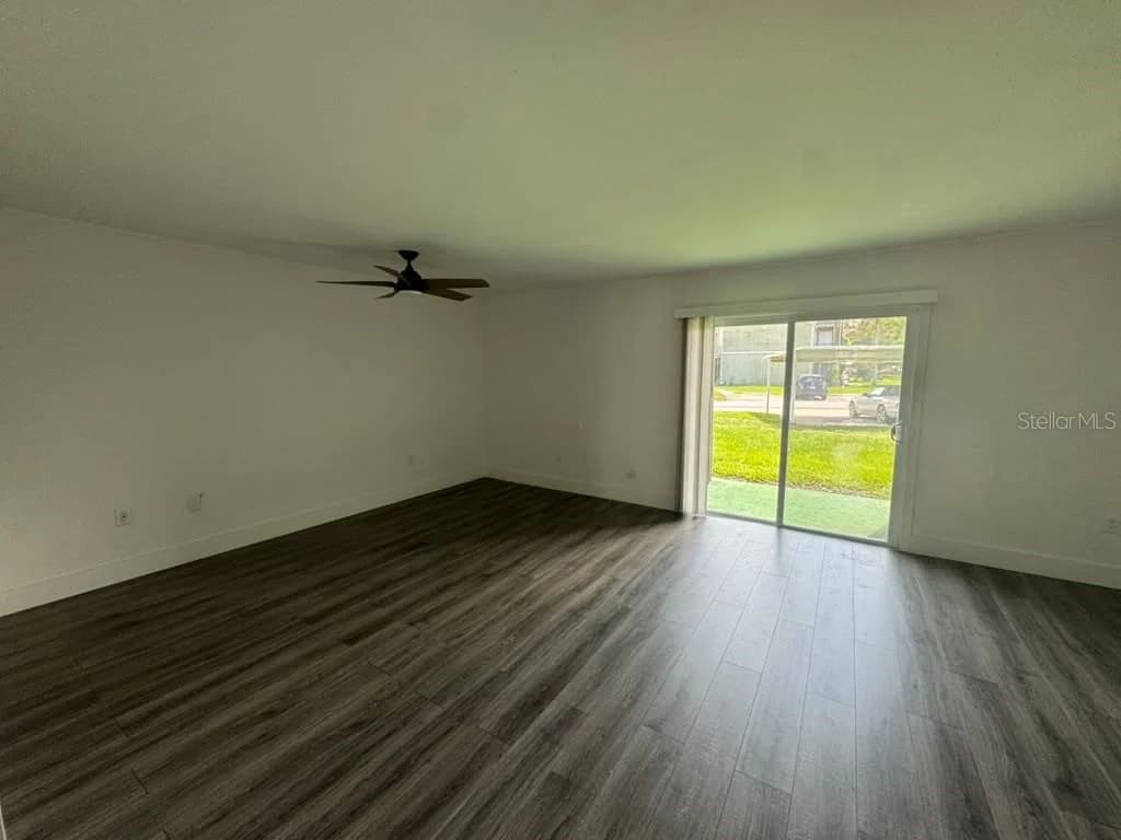 Photo 4 of 173 SCOTTSDALE Square #173