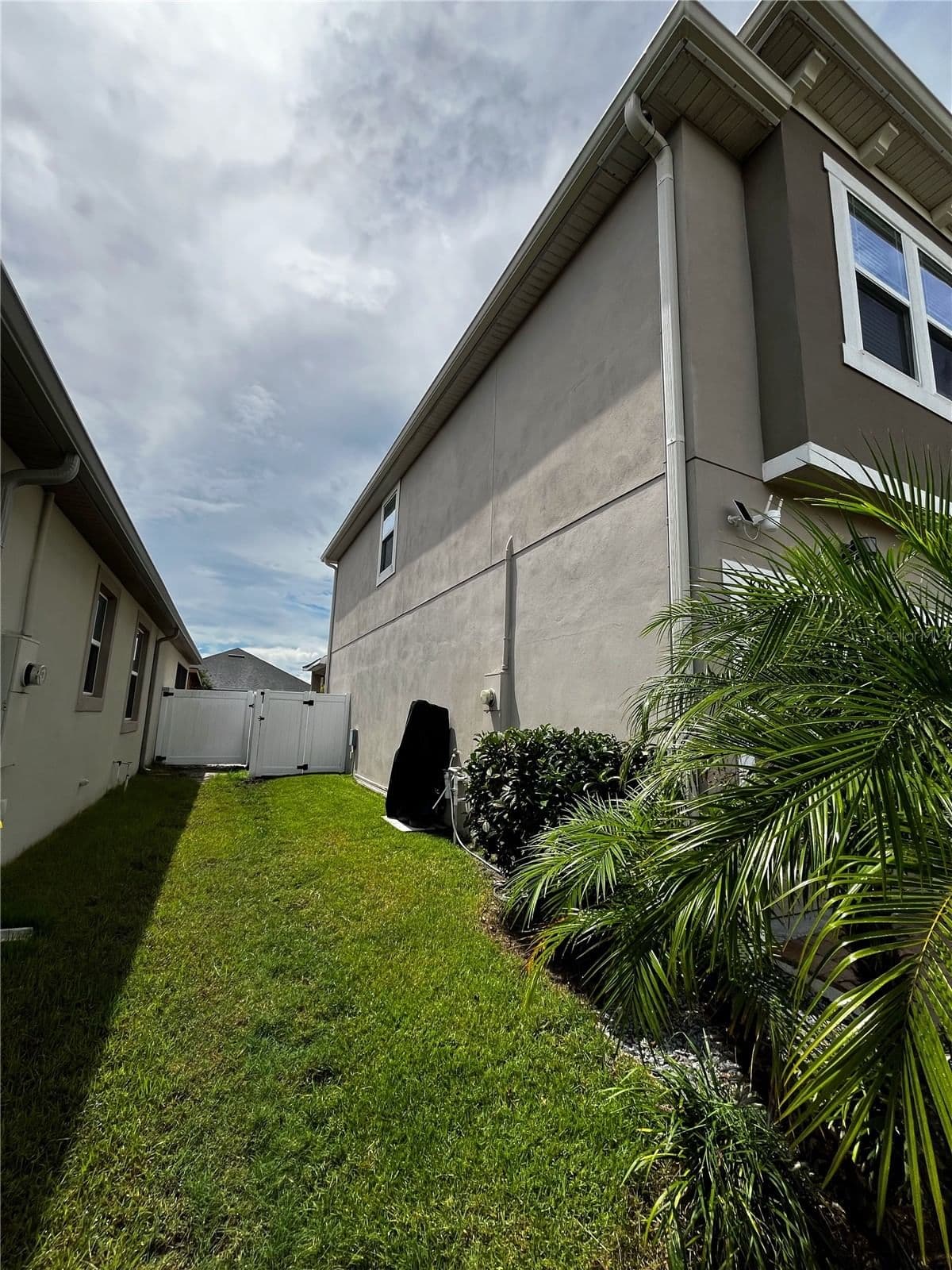 Photo 5 of 8118 PLATTS Avenue