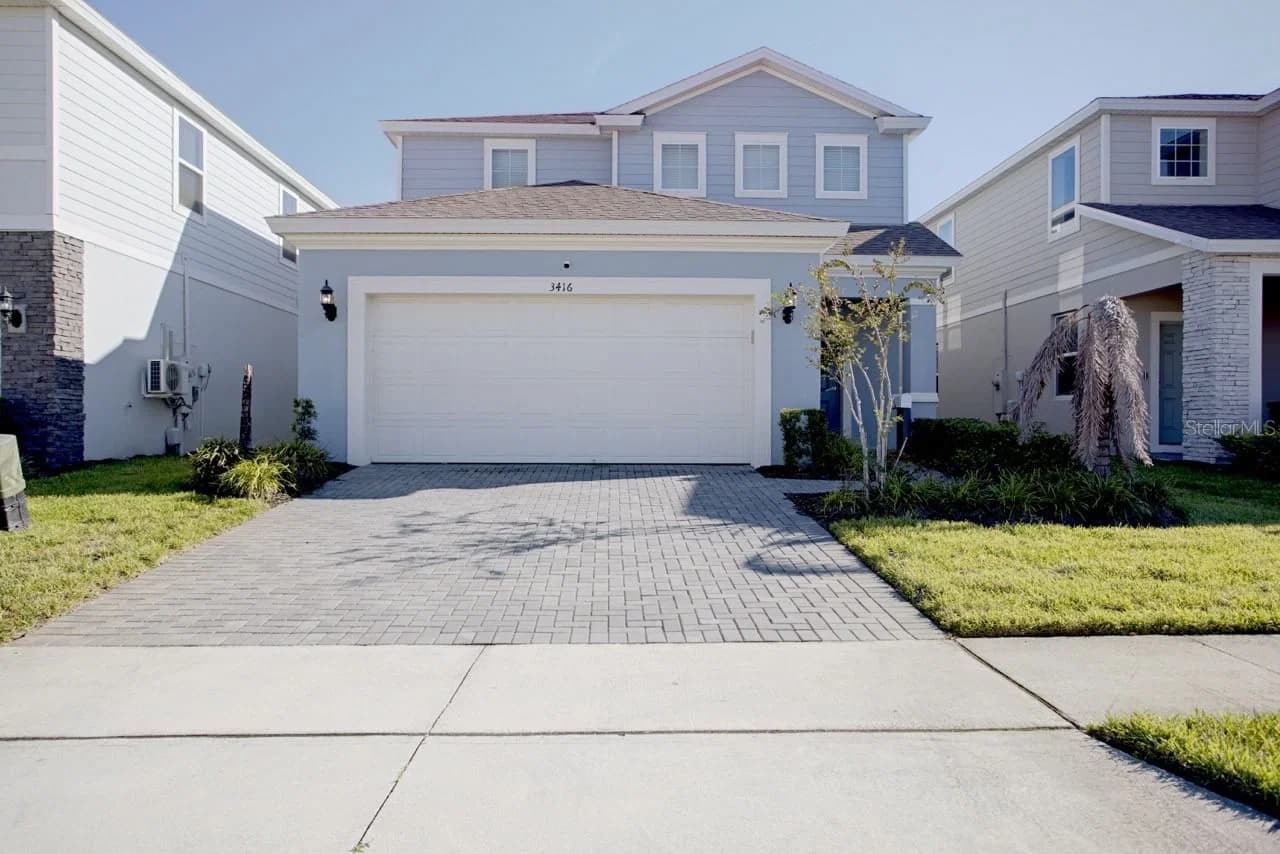 3416 LILAC Way